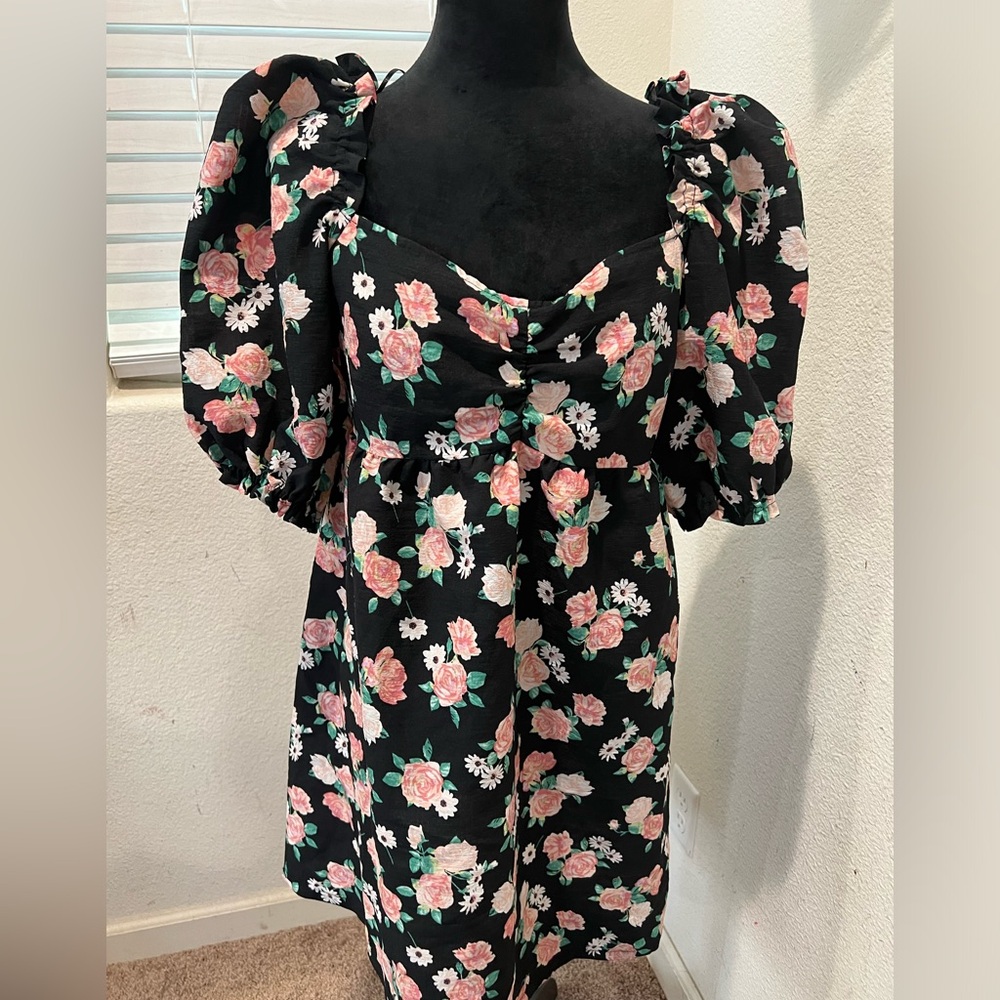 NEW H&M Babydoll Dress Black Floral Mini Puff Sleeve Fairy‎ Cottagecore